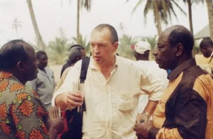 Avec les élus locaux à Ouidah, Bénin, 2005